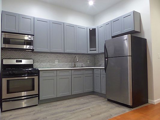 1st image of 1583 Lincoln Pl APT 1