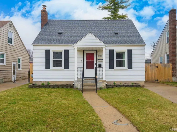 1040 N Wilson Ave, Royal Oak, MI 48067