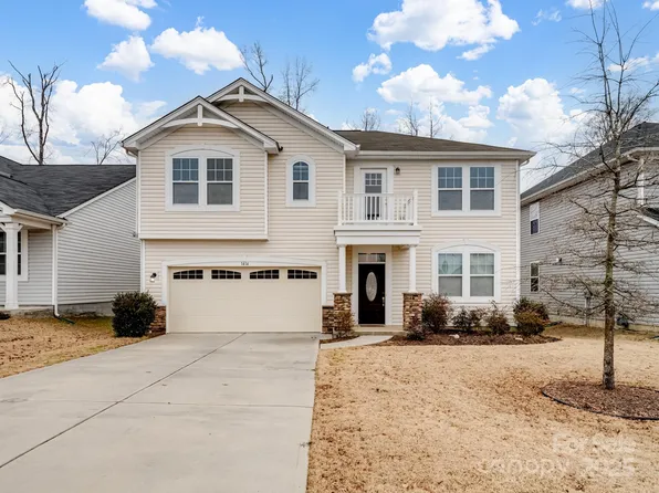 1414 Kings Grove Dr, York, SC 29745