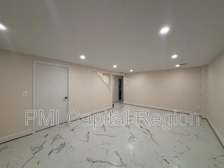 12 Mills Rd — Photo 21