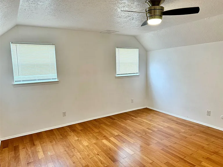7015 Pyron Way — Photo 10
