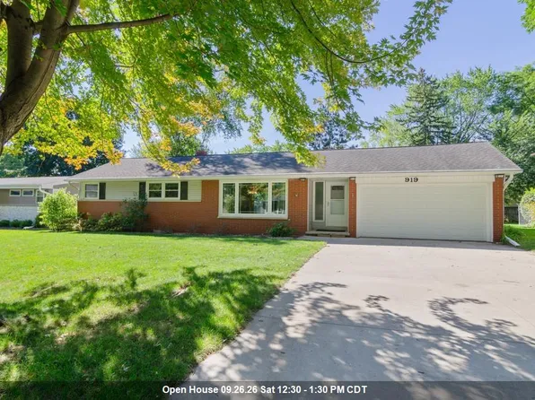 919 Morris Ave, Green Bay, WI 54304