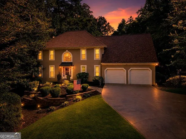2530 Fairview Dr, Cumming, GA 30041