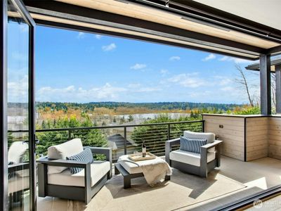 9030 NE 117th Place, Kirkland, WA, 98034