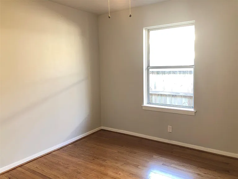 5005 De Milo Dr — Photo 11