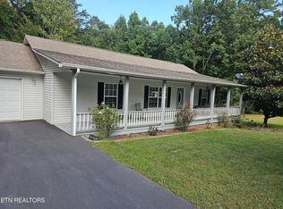 223 Frontier Dr, Grimsley, TN 38565