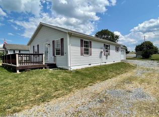 146 Sunset Ln, Alum Bank, PA 15521