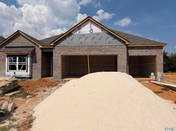 235 Bluebonnet St, Toney, AL 35773