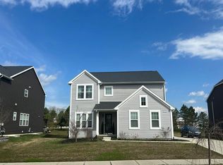 9049 Chambord Dr, Ypsilanti, MI