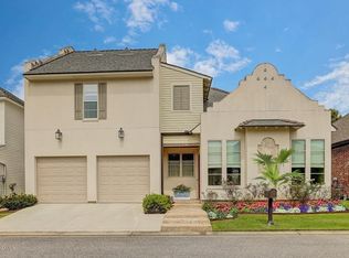 211 Edgehill Cir, Lafayette, LA 70508