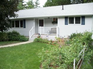 79 Stonebridge Rd, Wayland, MA 01778