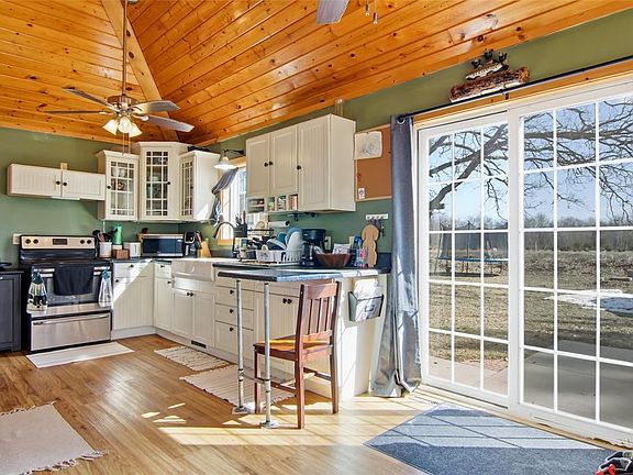 5th image of W 228 Peters Road