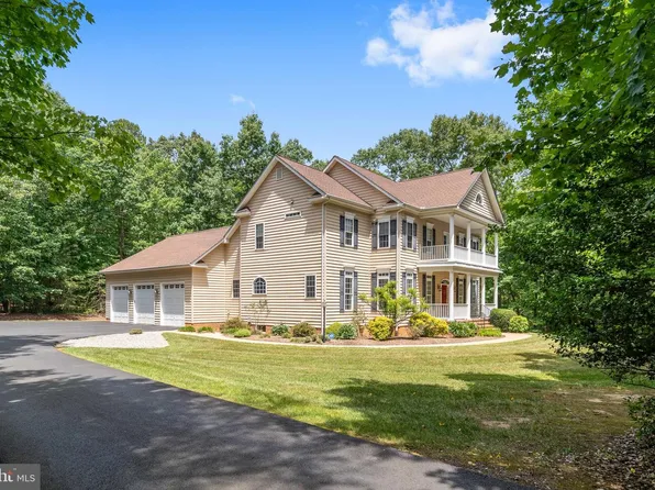8622 Laroque Run Dr, Fredericksburg, VA 22407