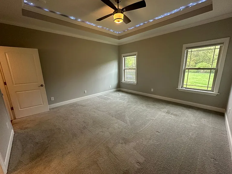 514 Sapphire Dr — Photo 16