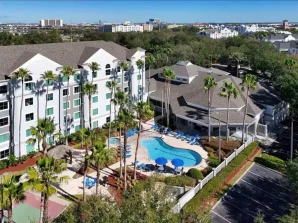 8303 Palm Pkwy #114, Orlando, FL 32836