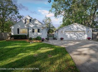 422 Astor Ave, Lansing, MI 48910