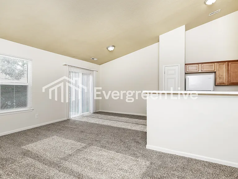 7826 Trisa Ct — Photo 3