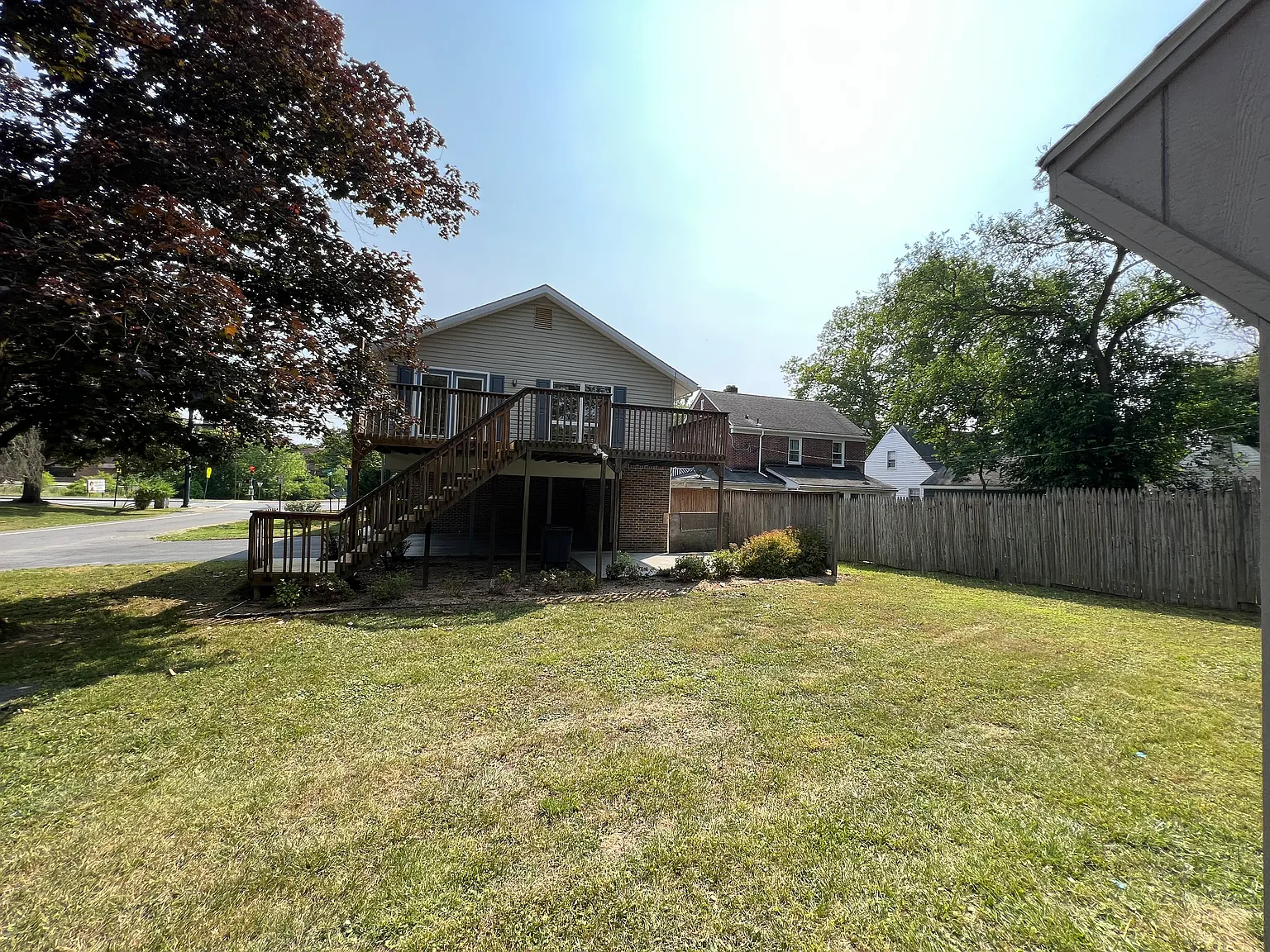 3 bed, 1600 sqft, $1,770 — Photo 3