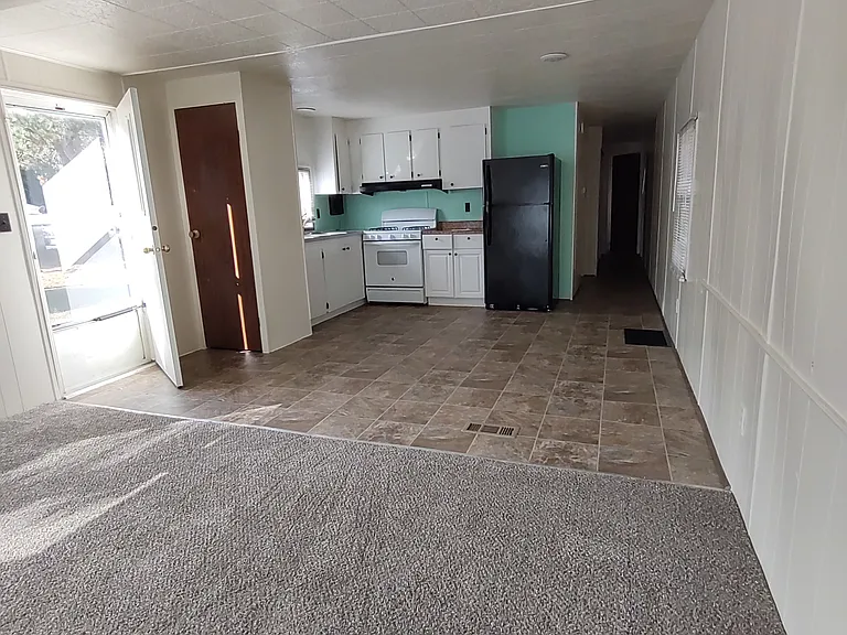 8674 Doris St — Photo 7