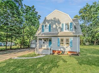 4 Hoerle Ct, Plainville, CT 06062