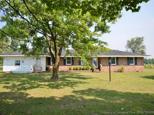 257 Plantation Rd, Red Springs, NC 28377