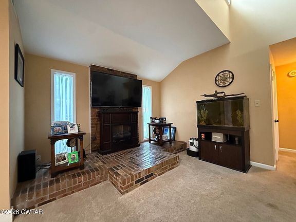 3rd image of 818 McManis Ave