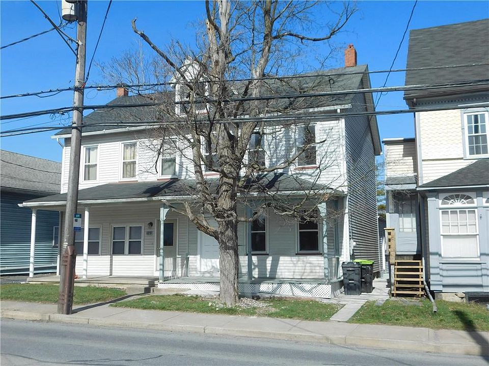 121 Main St, Stockertown, PA 18083 MLS 734159 Zillow