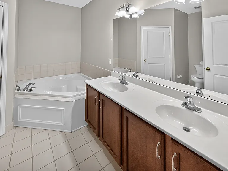 406 Degas Ct — Photo 10