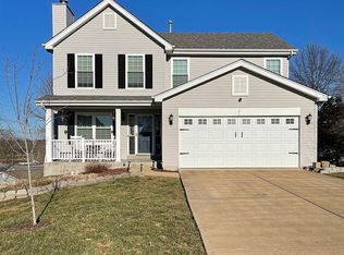 2 Fairway Estates Ct, Eureka, MO 63025