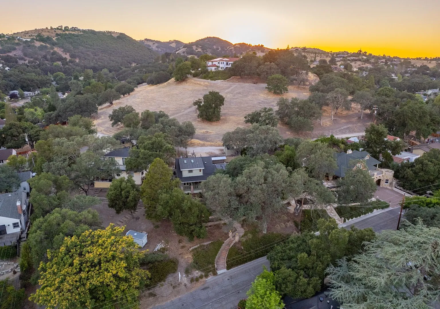 Executive Westside Paso Robles Home — Photo 3