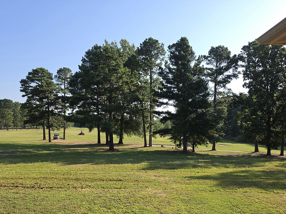 1st image of 8 Village Way