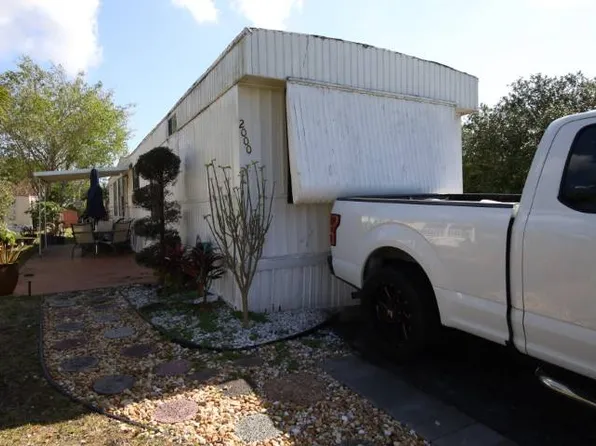 2000 NW 22nd St #407, Boynton Beach, FL 33436