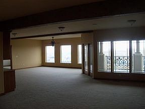 5th image of 2371 Morency Dr