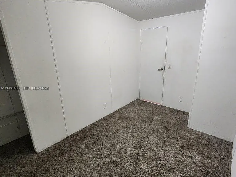5864 Cartier Rd #H — Photo 15