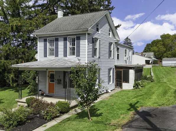 403 S Franklin St, Fleetwood, PA 19522