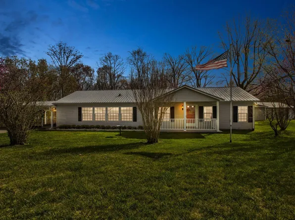 304 Meadowlands Dr, Morehead, KY 40351