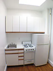 Rented by Glasser Realty LLC