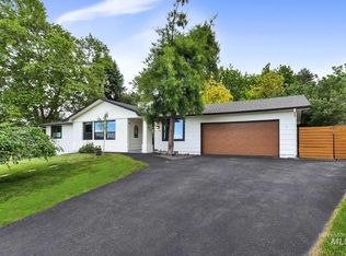713 E Harcourt Rd, Boise, ID 83702