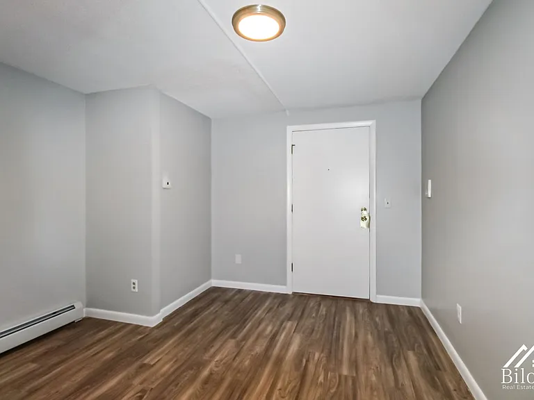 Prospect Street Apartments — Photo 15