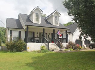 61 Valley Breeze Dr, Ringgold, GA 30736