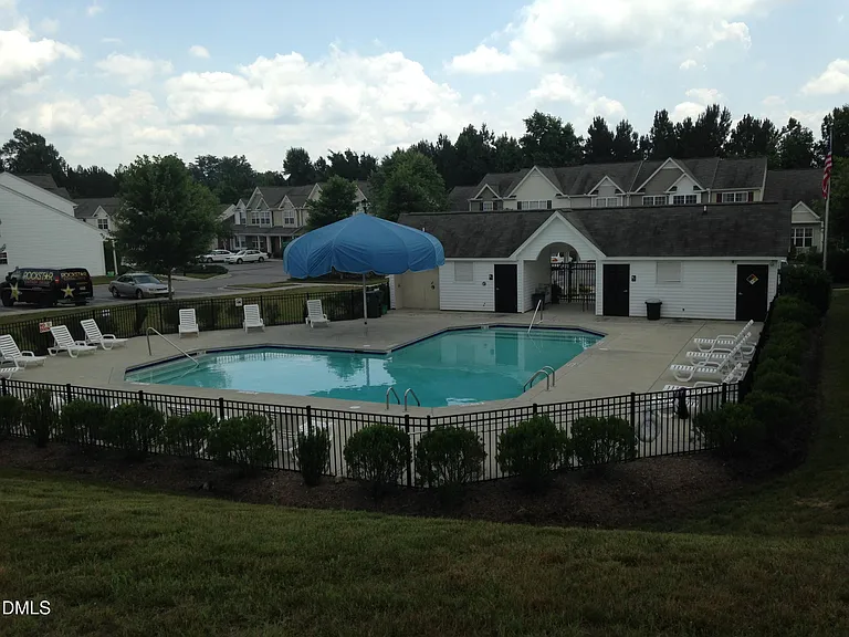 7852 Averette Field Dr — Photo 31