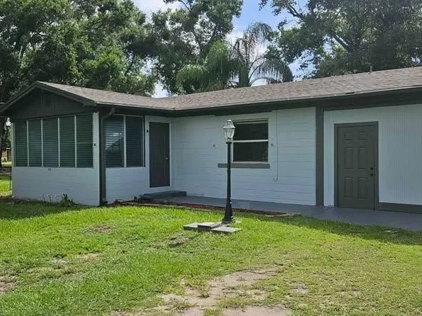 1908 S Kingsway Rd, Seffner, FL 33584