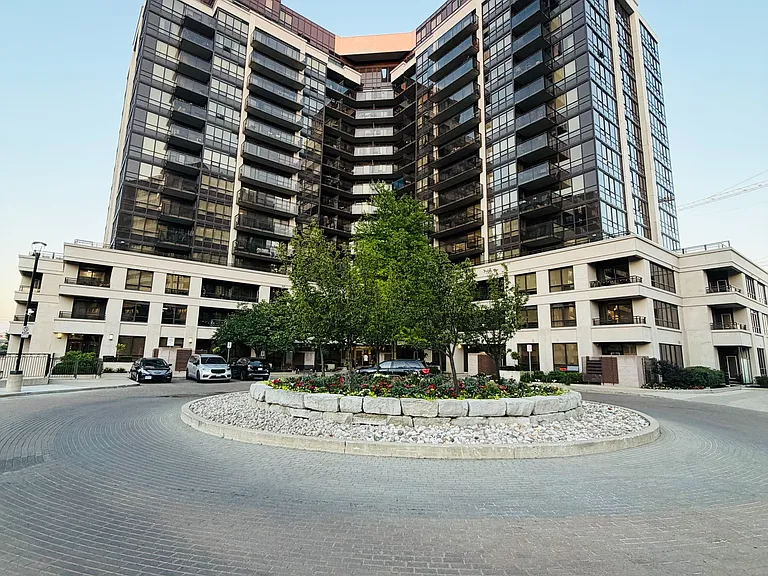 1060 Sheppard Ave W #909 — Photo 1
