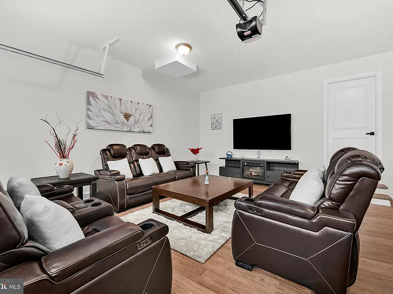 310 Creekside Dr — Photo 19