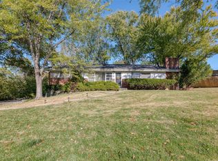 28 Graeser Acres, Saint Louis, MO 63146