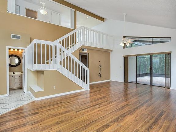 4th image of 11272 Papyrus Ln