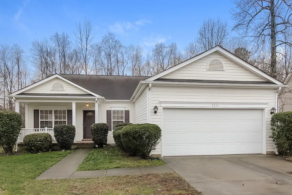 4 bed, 2.0 bath, 1870 sqft, $2,195 — Photo 3