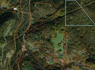 Shawna Rd, Northern Cambria, PA 15714