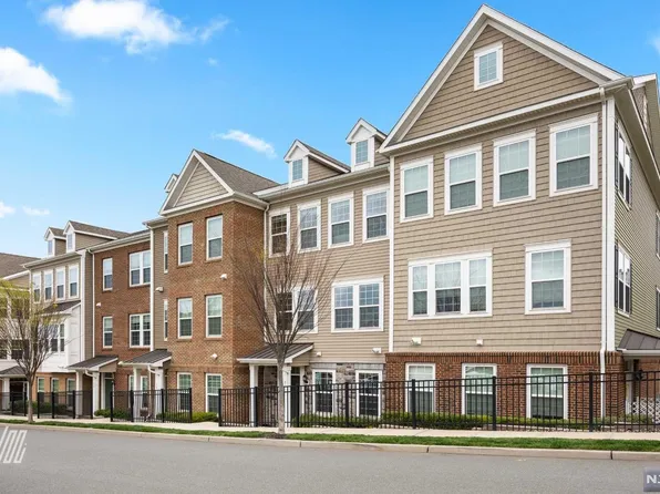 36 Marshall Ln, Wood Ridge, NJ 07075