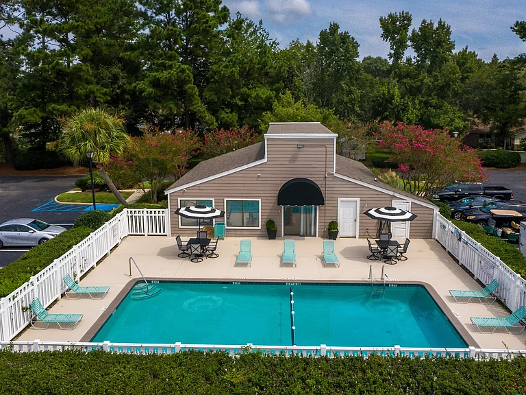 Sparkling Pool